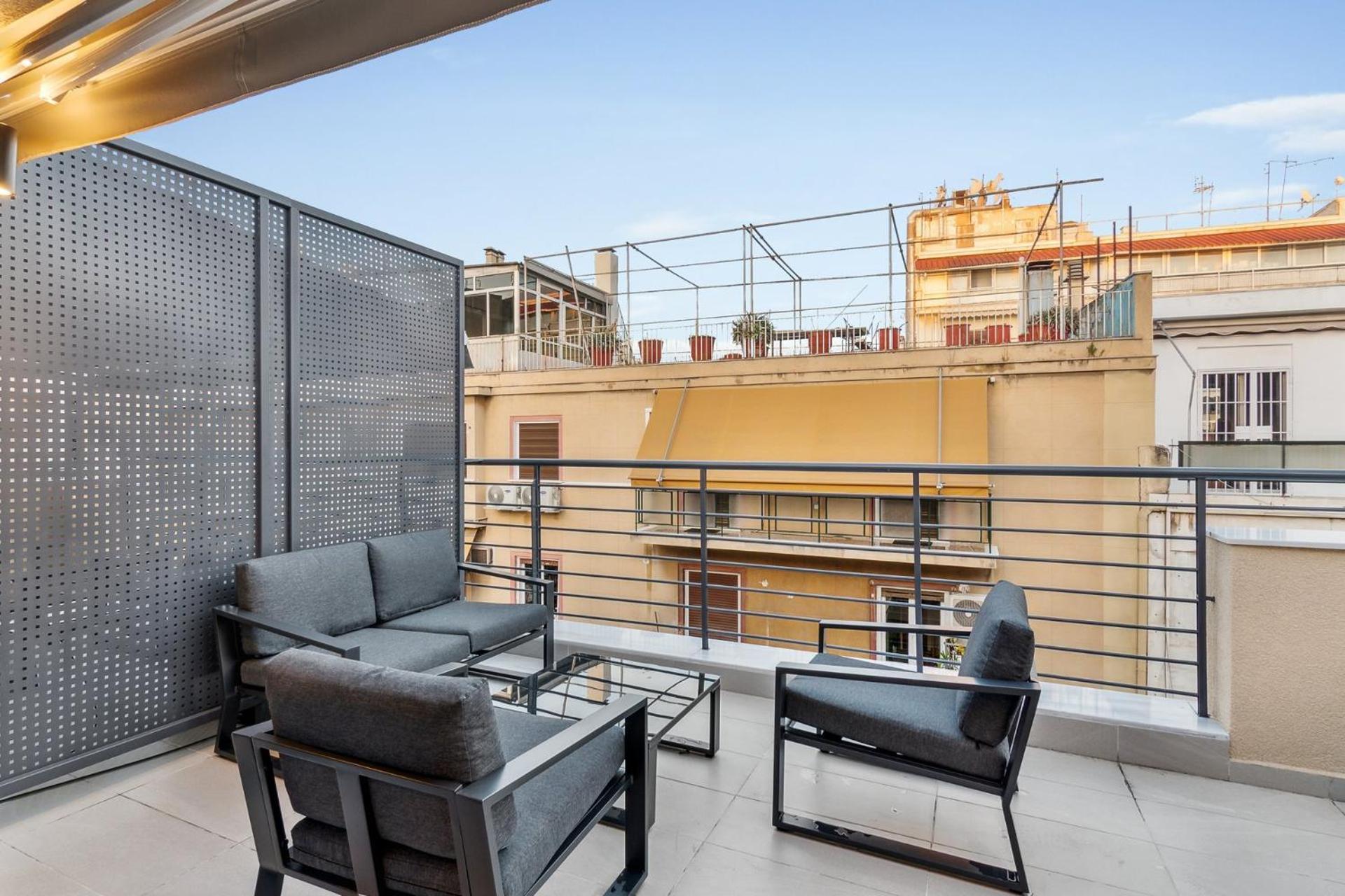 Limehome Athens Solonos City Center المظهر الخارجي الصورة