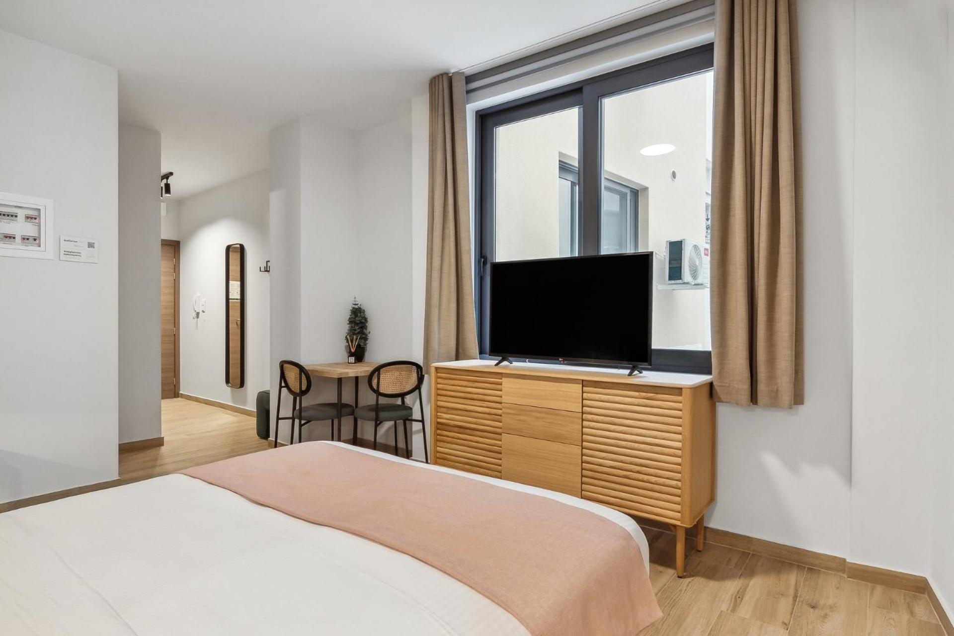 Limehome Athens Solonos City Center المظهر الخارجي الصورة
